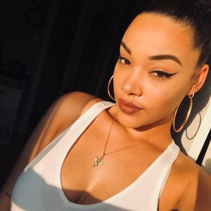 Meet your Posher, Aishah